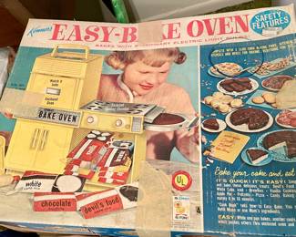 Mid Century Easy Bake Oven