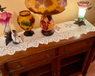 Primitive Look by Davis Furniture 