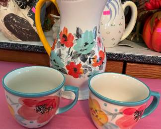 Lots of Pioneer Woman