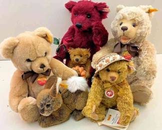 6 Steiff Animals New with tagsUnique Salesman Samples