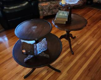2 antique round tables 