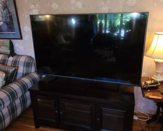 LG TV 66 inch with 2 remotes
There is also a LG Super multi dvd/recording and vhs player
