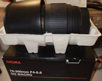 Sigma 70-300 mm F-4 5.6 DG Marco