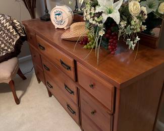 Mid century dresser 