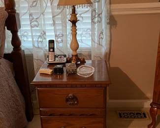 Bedside table 