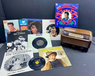 016 746 Vintage RCA Victor Radio  Elvis Records 
