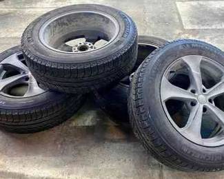 701 18 Rims w Michelin Tires