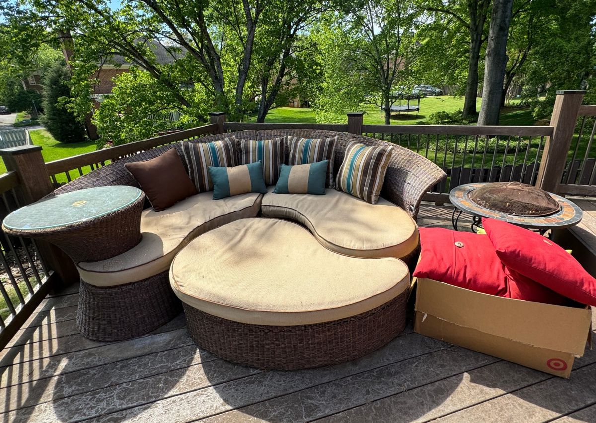 Patio sectional