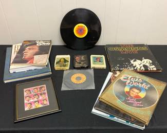 Vintage Music Memorabilia Vinyl  8 Tracks, Elvis, LPs, 45s 