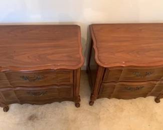 Set Of Two Vintage Ornate Carved Nightstand Tables 