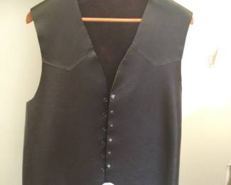 Black Leather Vest w/snaps