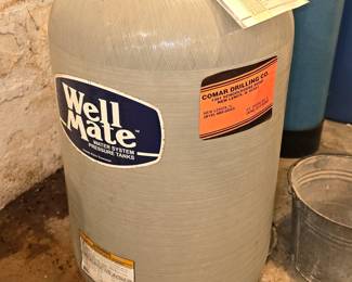 Water Pre-pressurized pump tank