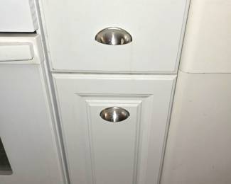 Wood kitchen cabinet