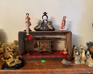 Japanese figurines, dragon figurines, chinese figurines