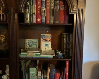 Speciality books: Folio Society, Hand-colored plate books, mechanicals (pop-ups)