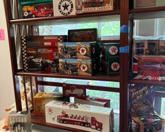 Collectible Texaco, Chevron toys