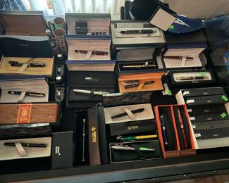Huge collection of fine fountain pens by: Lamy, Parker, Waterman, Pelikano, Retro 51, and more