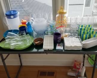 Plastic ware & disposable dinnerware