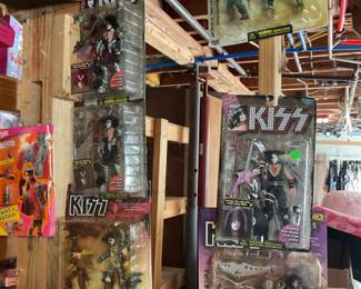 Kiss Dolls