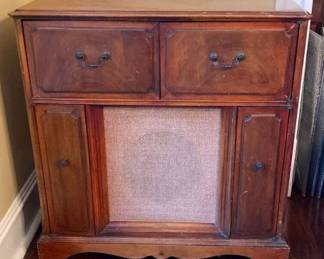 "Historic Town Square" in Warrenton, GA. Starts Closing Thu 5/9 at 8pm. Pickup Sat 5/11 11-4pm. Please click here to view more photos, descriptions, and current bids: augusta.ctbids.com