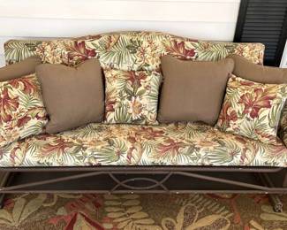 "Historic Town Square" in Warrenton, GA. Starts Closing Thu 5/9 at 8pm. Pickup Sat 5/11 11-4pm. Please click here to view more photos, descriptions, and current bids: augusta.ctbids.com