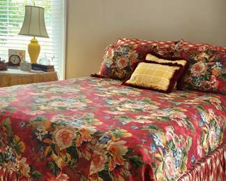 Beautiful custom bedspread set