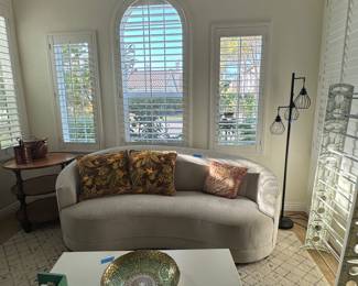 gorgeous excellent condition couch, coffee table, antique round side table with 3 tiers, pillows & large area rug