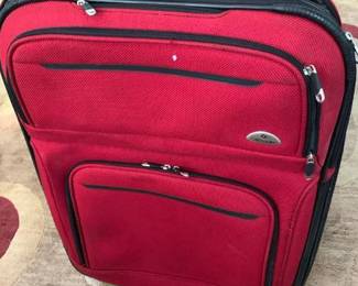 Samsonite luggage 27 inches high