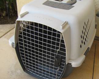 Dog crate /carrier