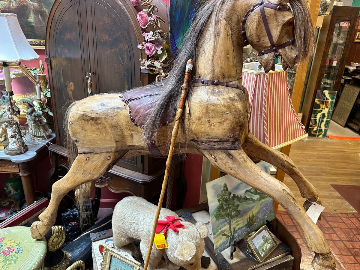 Alamo Heights Estate Sale starts on 5/5/2024