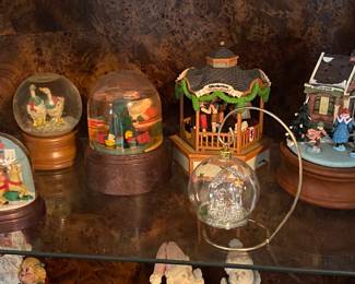Musical Snow Globes
