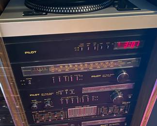 Pilot Components and Turntable