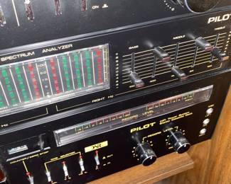 Pilot Spectrum Analyzer and Cassette Deck