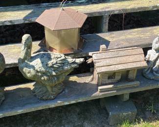 Yard Decor/Statues
