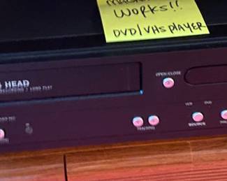 Magnavox DVD/VHS Player