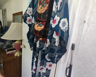 Kimono and obi of silk and from Japan. Vtg. Priced to go! 