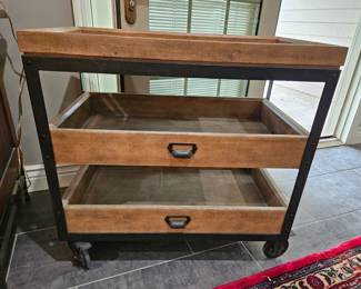 Samuel Lawrence 3 Tier Stand w/Iron Casters