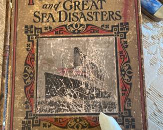 Titanic and other ship disasters