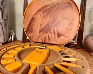 Lady Norelco Home Beauty Salon.