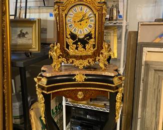 Beautiful 20th century mantle clock with matching stand