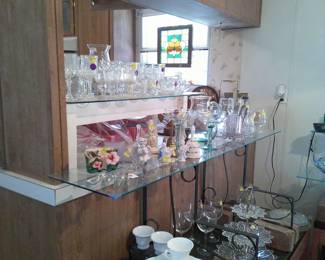 Crystal, milk glass luncheon plates and cups (16)