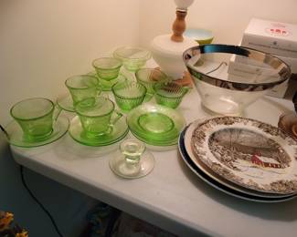 Vaseline/uranium glass items. 