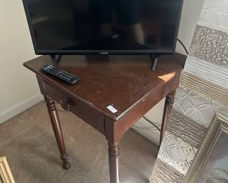 32 “ TV