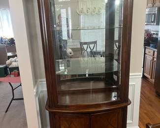 CHINA CABINET MATCHES DINING TABLE