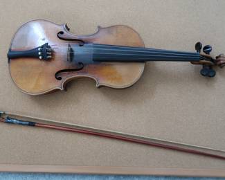 Online Auction Item Bid Now!                                                 
Scan QR Code to place your bid. 