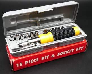 15-Piece Bit & Socket Set 