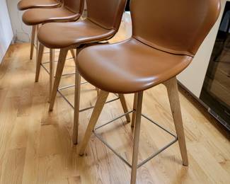 4 BO CONCEPT ADELAIDE BARSTOOLS
