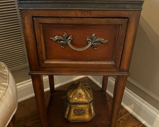Drexel Heritage 1 drawer table with marble top and metal gallery 