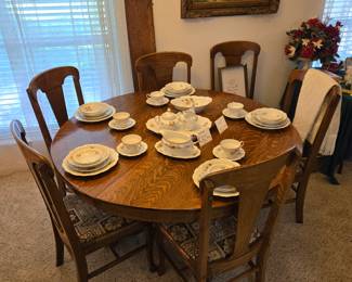 Antique Oak Dining Table & Chairs