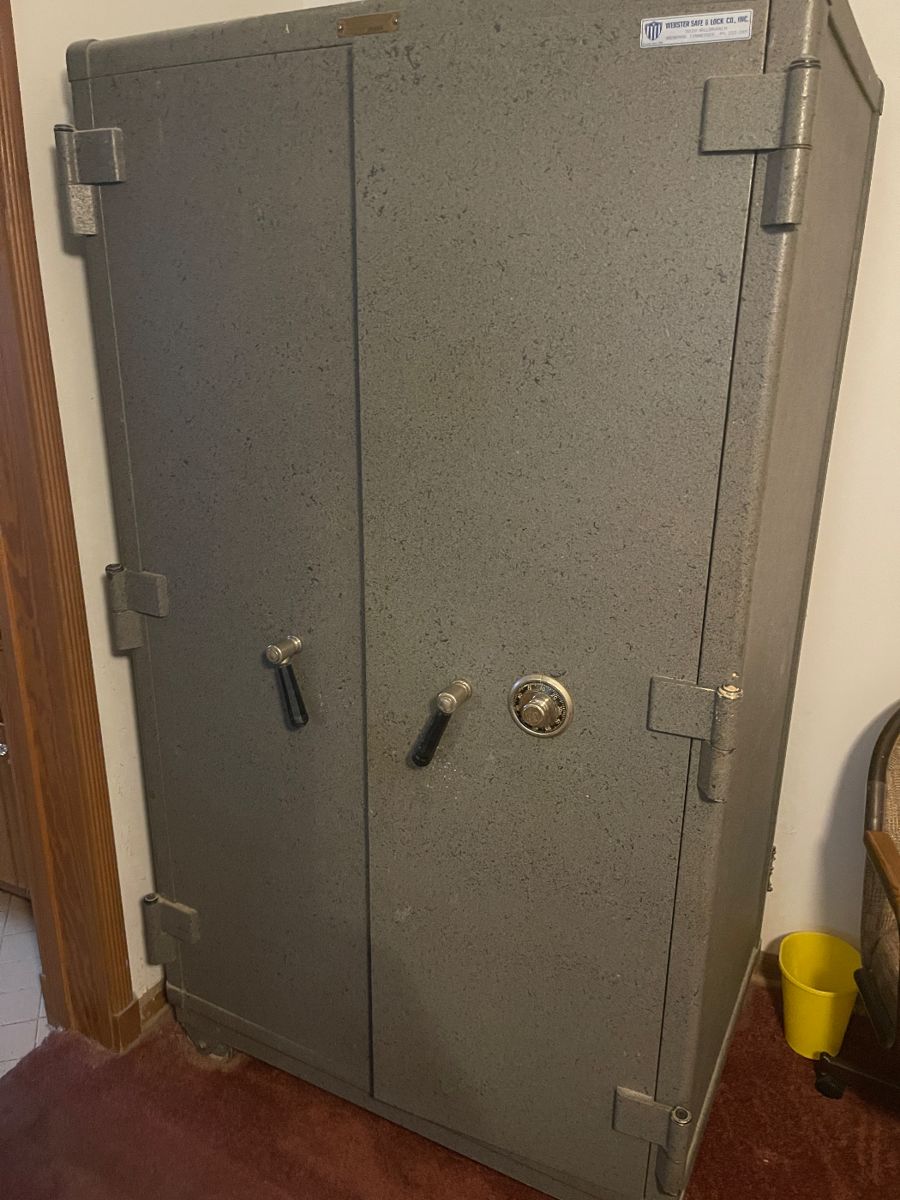 Large vintage the Mosler co safe a little over 6 feet tall in great working condition comes with combination 